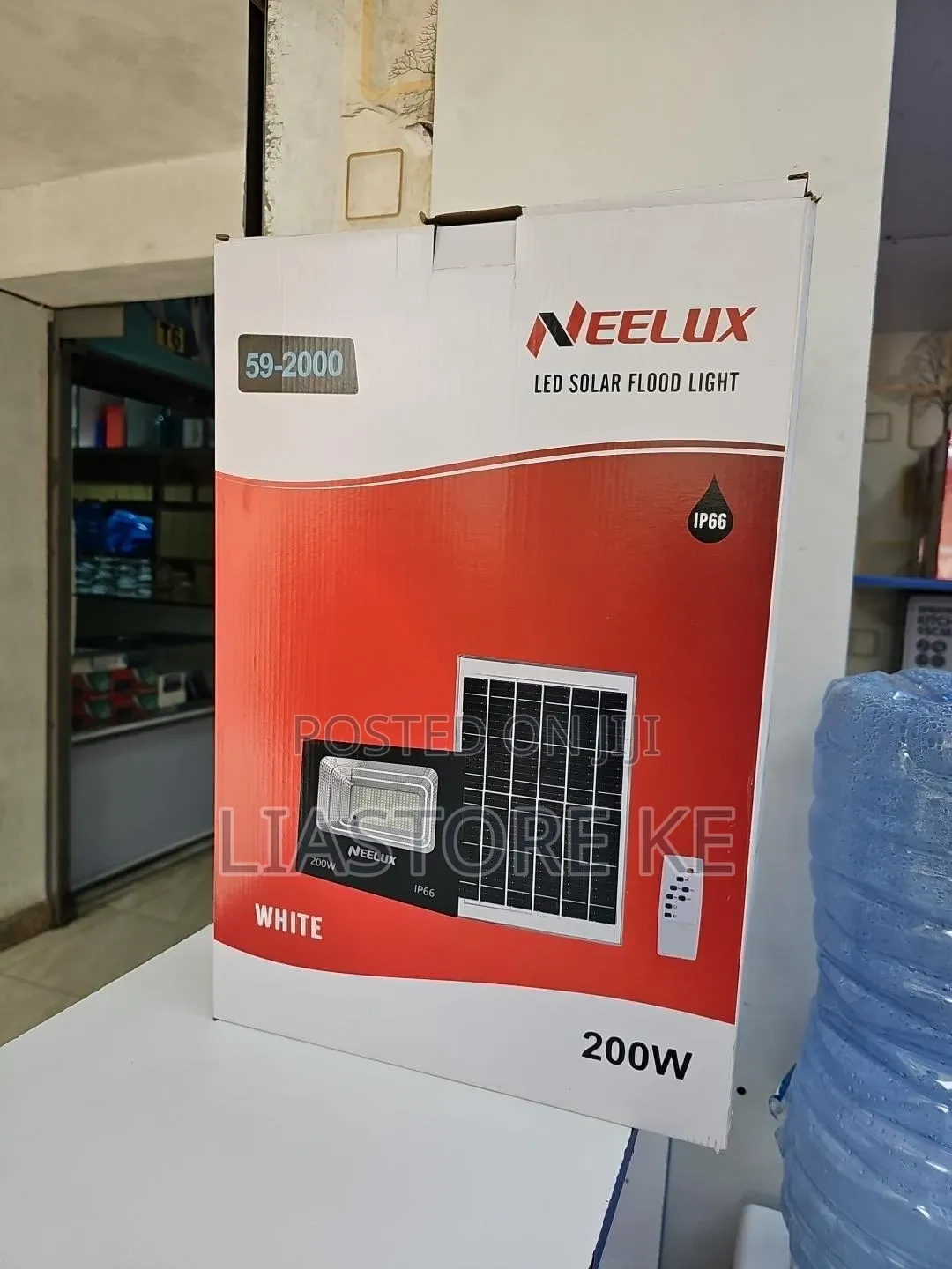 Neelux 200W Solar Security Floodlight – IP66 Waterproof