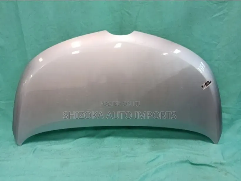 Bonnet Mazda Biante Ccefw 2012