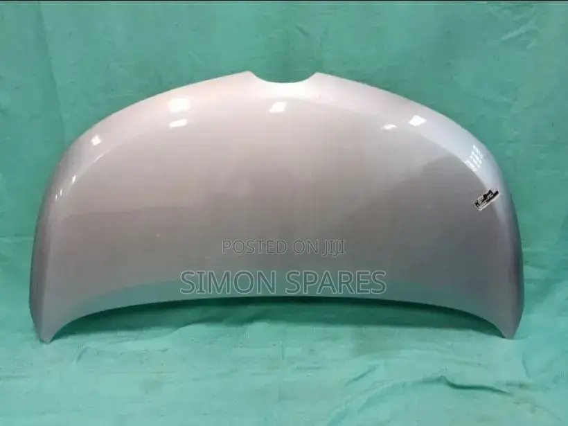Bonnet Mazda Biante Ccefw 2012