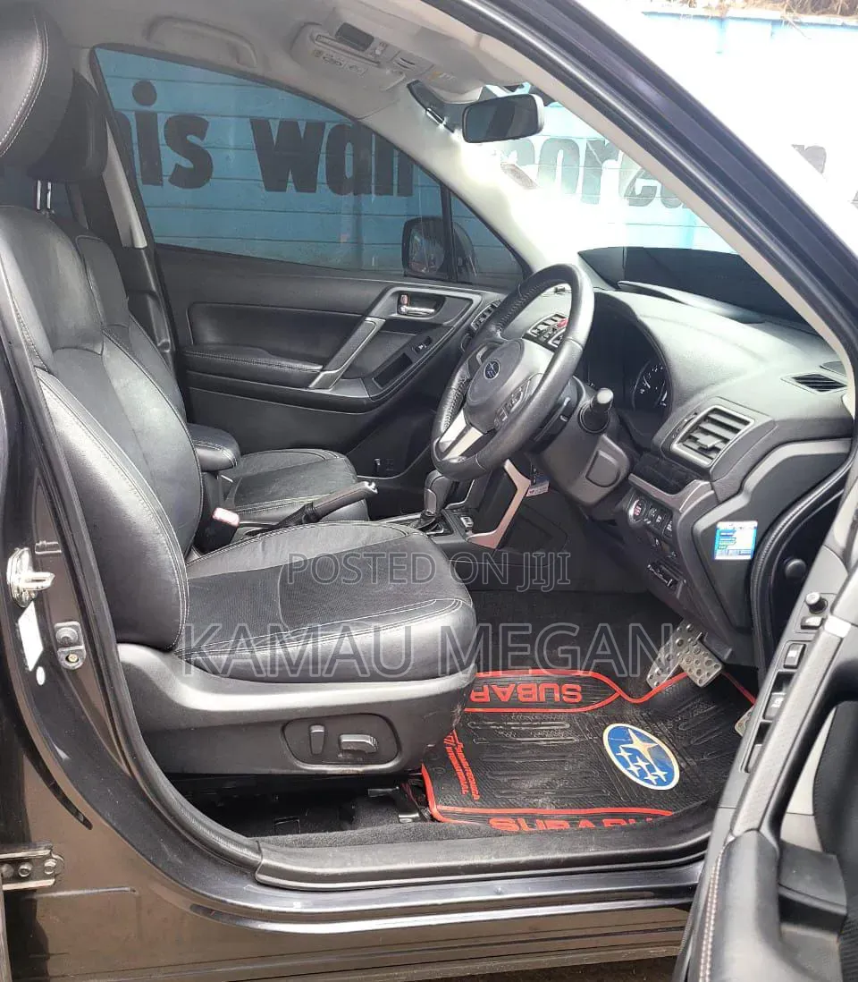 Subaru Forester 2018 Silver