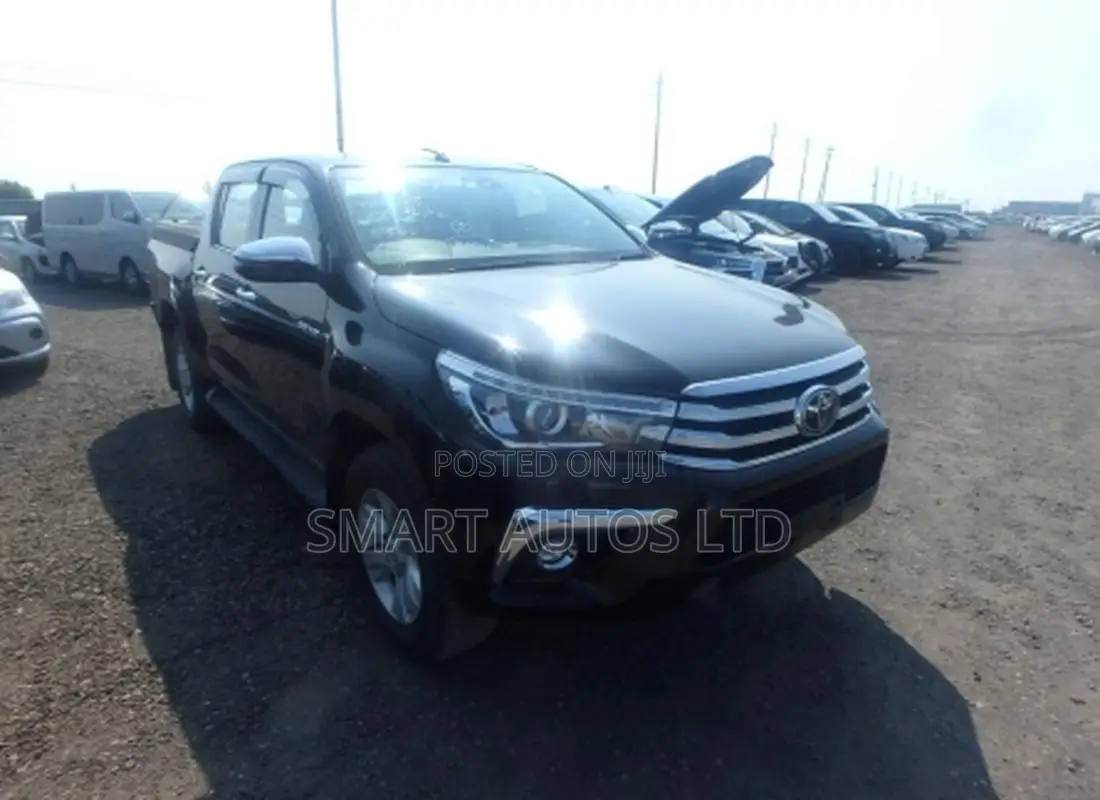 Toyota Hilux Revo Double Cab Deisel 2.4 AWD 2019 Matt Black