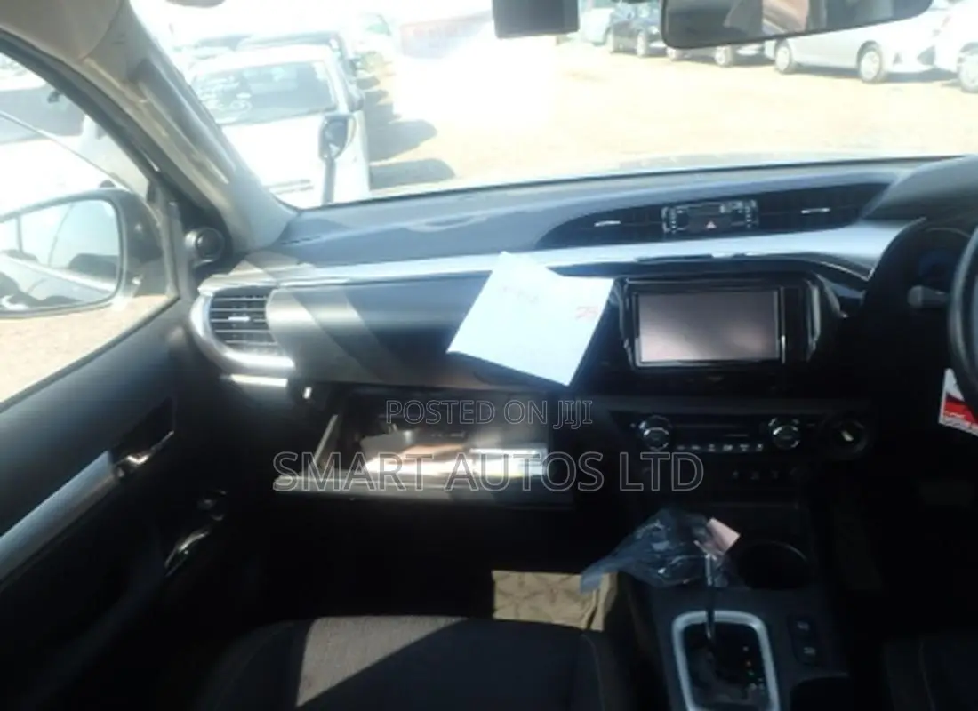 Toyota Hilux Revo Double Cab Deisel 2.4 AWD 2019 Matt Black