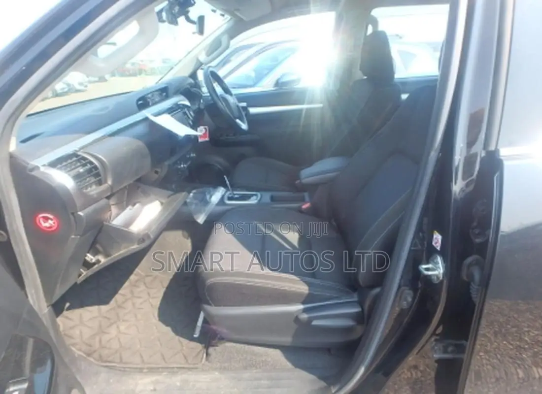 Toyota Hilux Revo Double Cab Deisel 2.4 AWD 2019 Matt Black