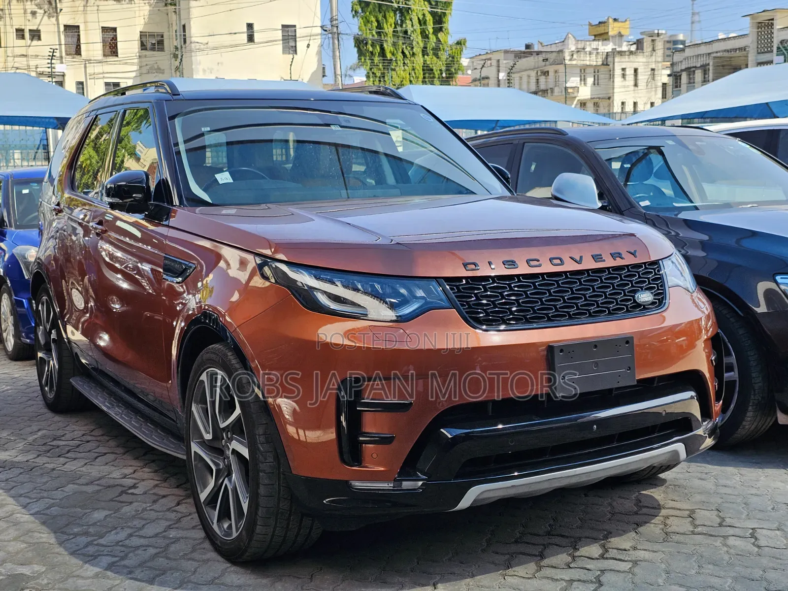 Land Rover Discovery 2018 Orange