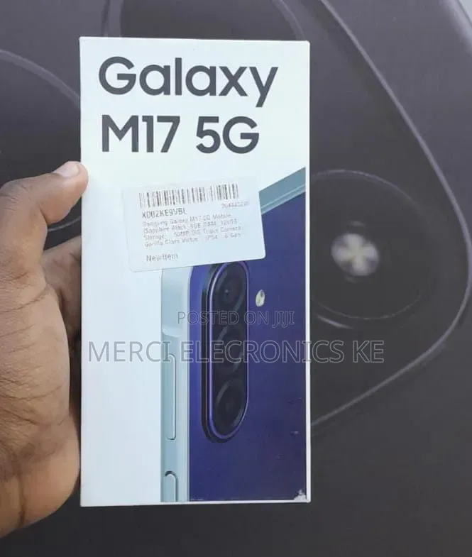 New Samsung Galaxy M17 5G 128 GB Silver