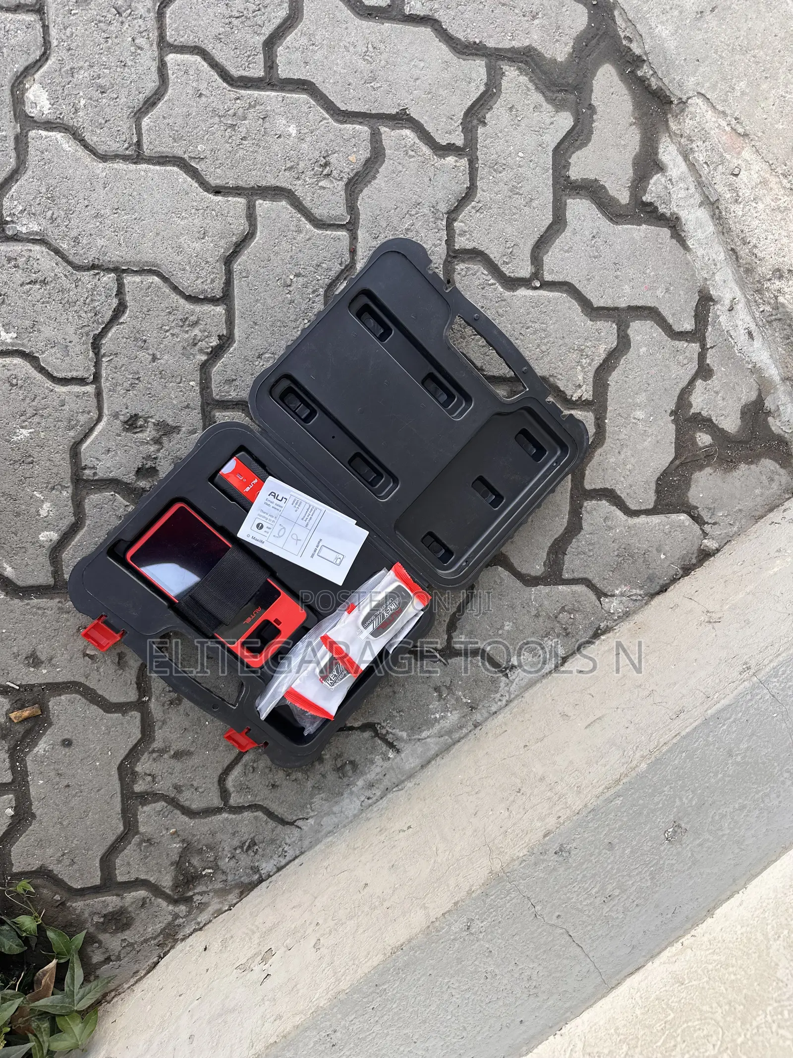 HEAVY COMMERCIAL AUTEL KM100e Key Programmer