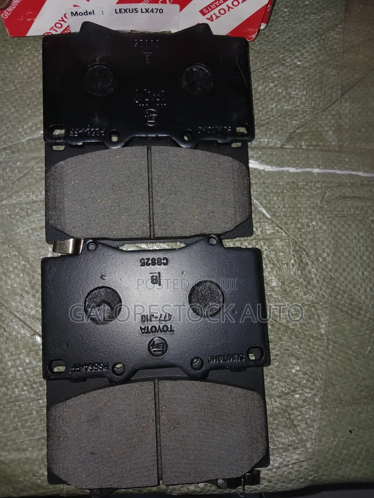TOYOTA  LandCruiser 100,LX470,FZJ100,HZJ105,HDJ100,Front Brake Pads
