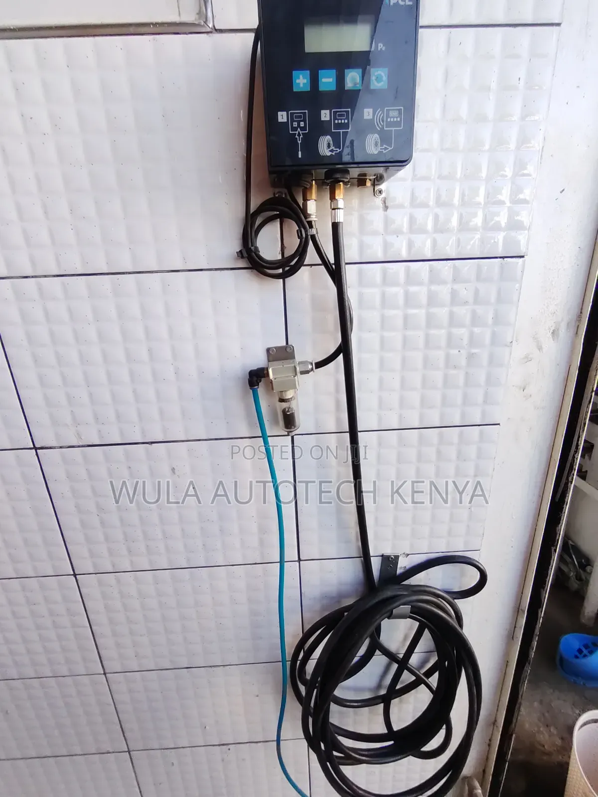 Petrol Station, Tyre Centres and Garages Use Air Inflator Guage PCL