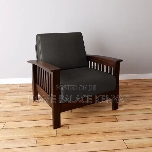 Accent Chair; High Quality Hilltop Accent Chair for Elegant Interiors