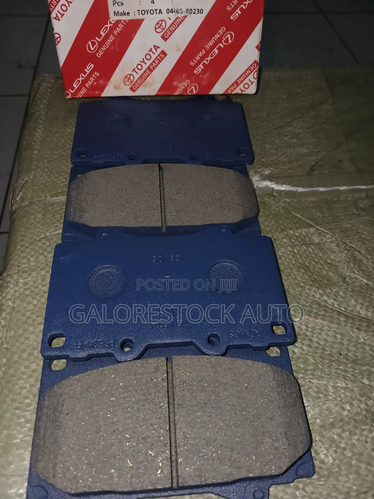 Land Cruiser 100,LX470,Land Cruiser 70 Series,HZJ79,VDJ79,Front Pads
