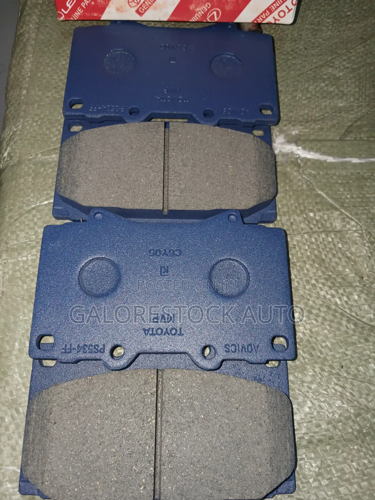 Land Cruiser 100,LX470,Land Cruiser 70 Series,HZJ79,VDJ79,Front Pads
