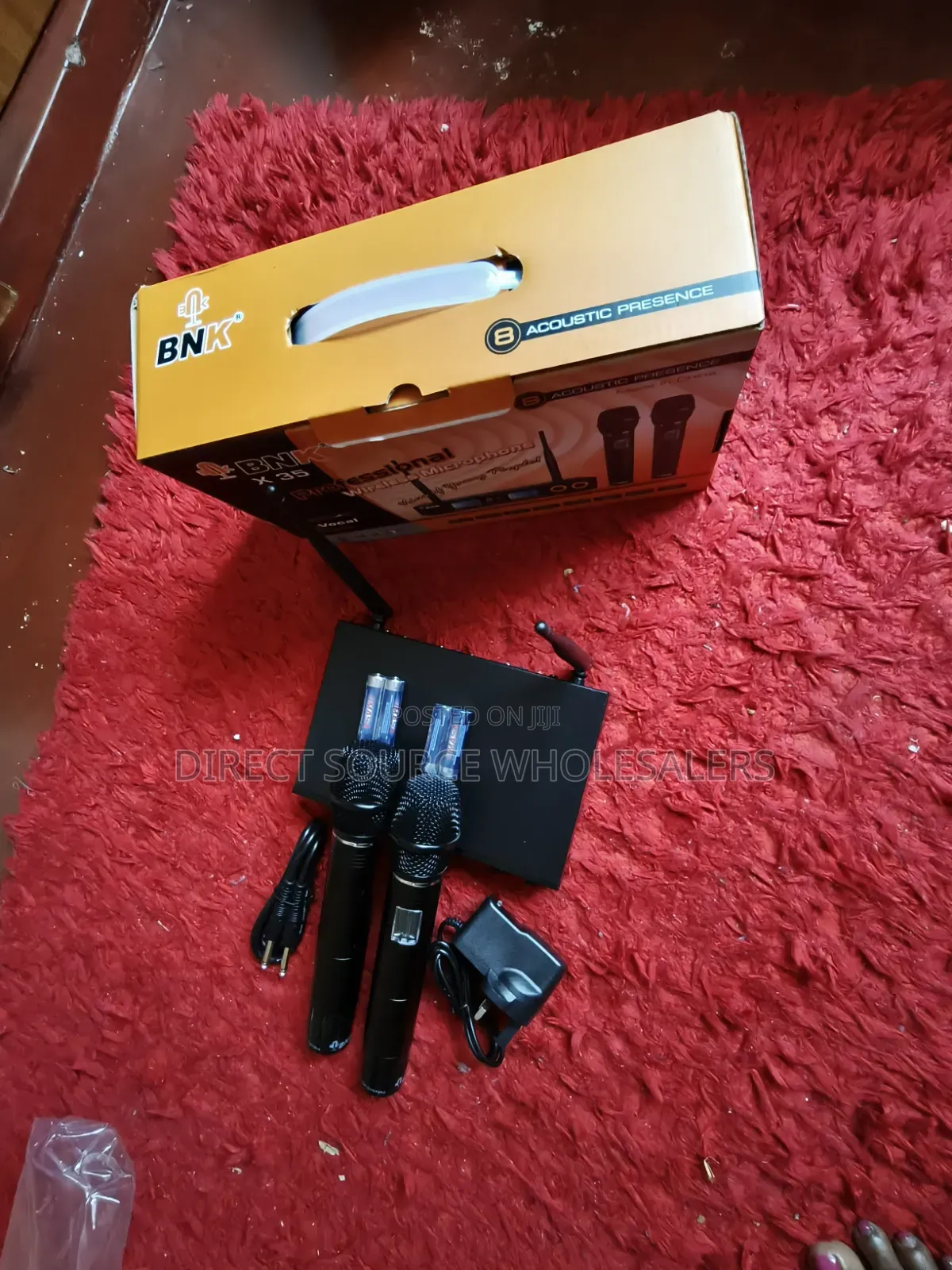 BNK X35 Professional UHF Wireless Microphones