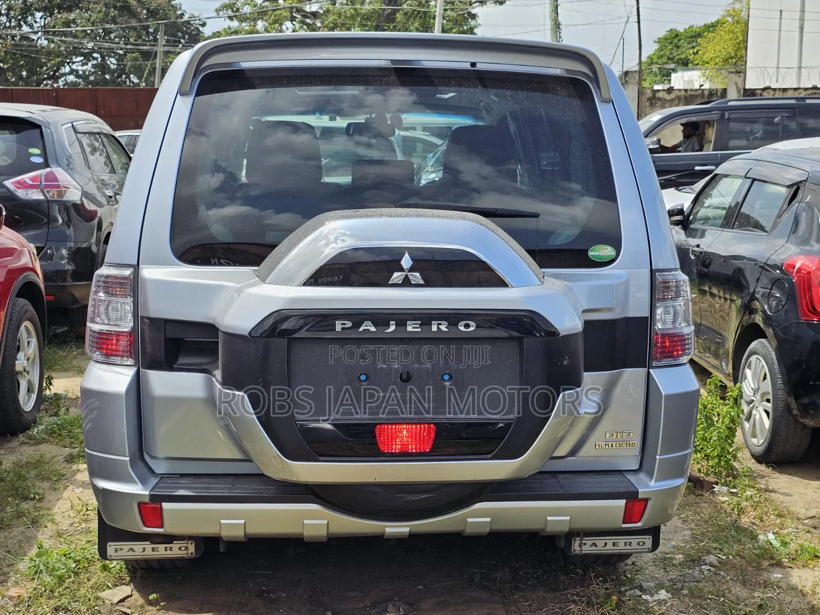 Mitsubishi Pajero 2019 Gray