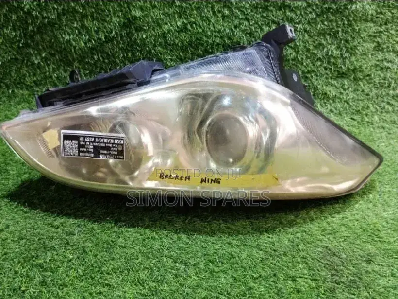 Headlight Assy Rh Xenon Nissan Fuga Hybrid Y51 2011