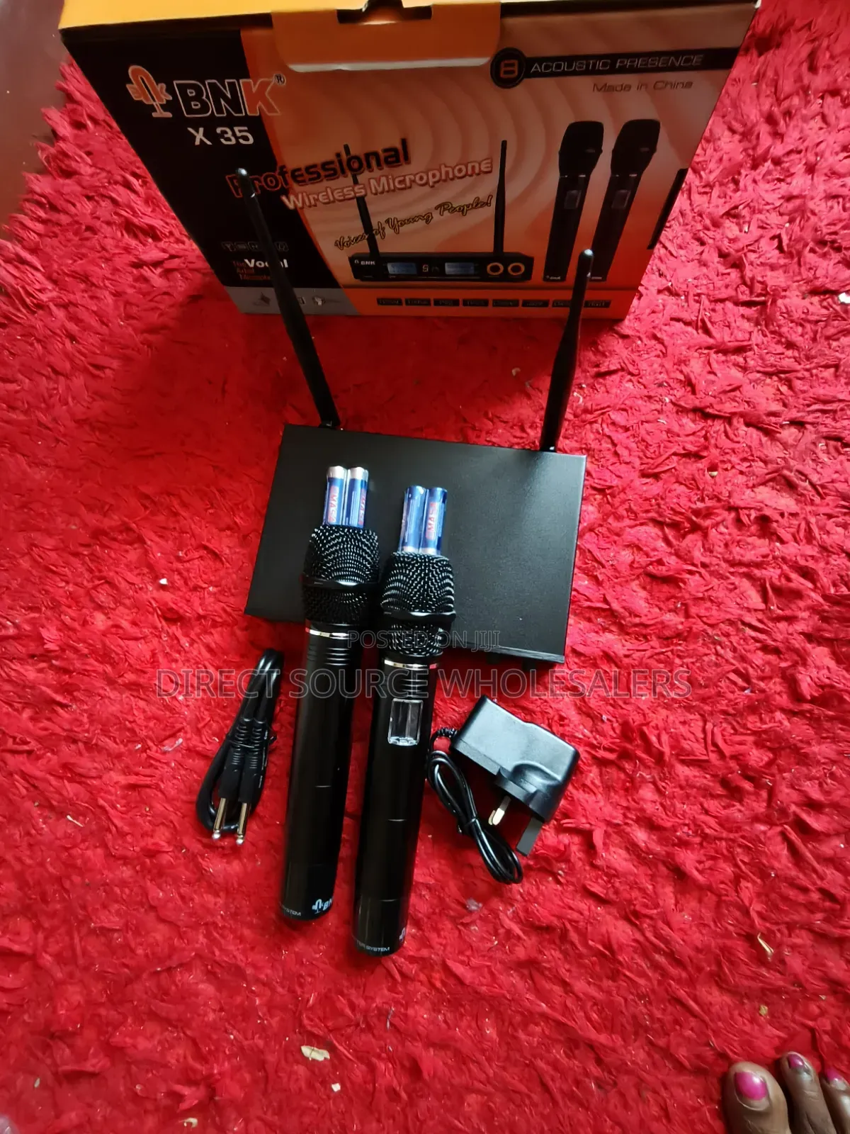 BNK X35 Wireless Microphone for Church & Events