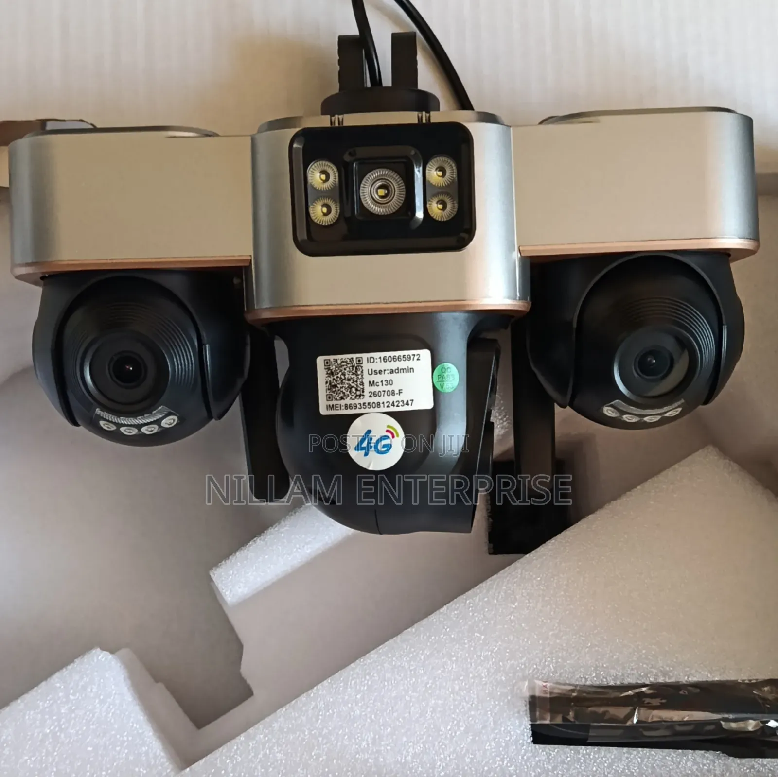 2-in-1 Solar Street Light With AI Triple Lens Solar Camera