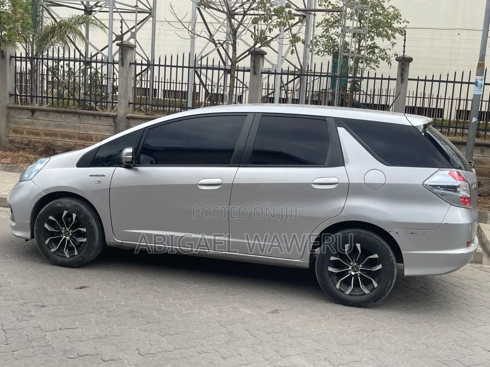 Honda Fit Shuttle 2015 Silver