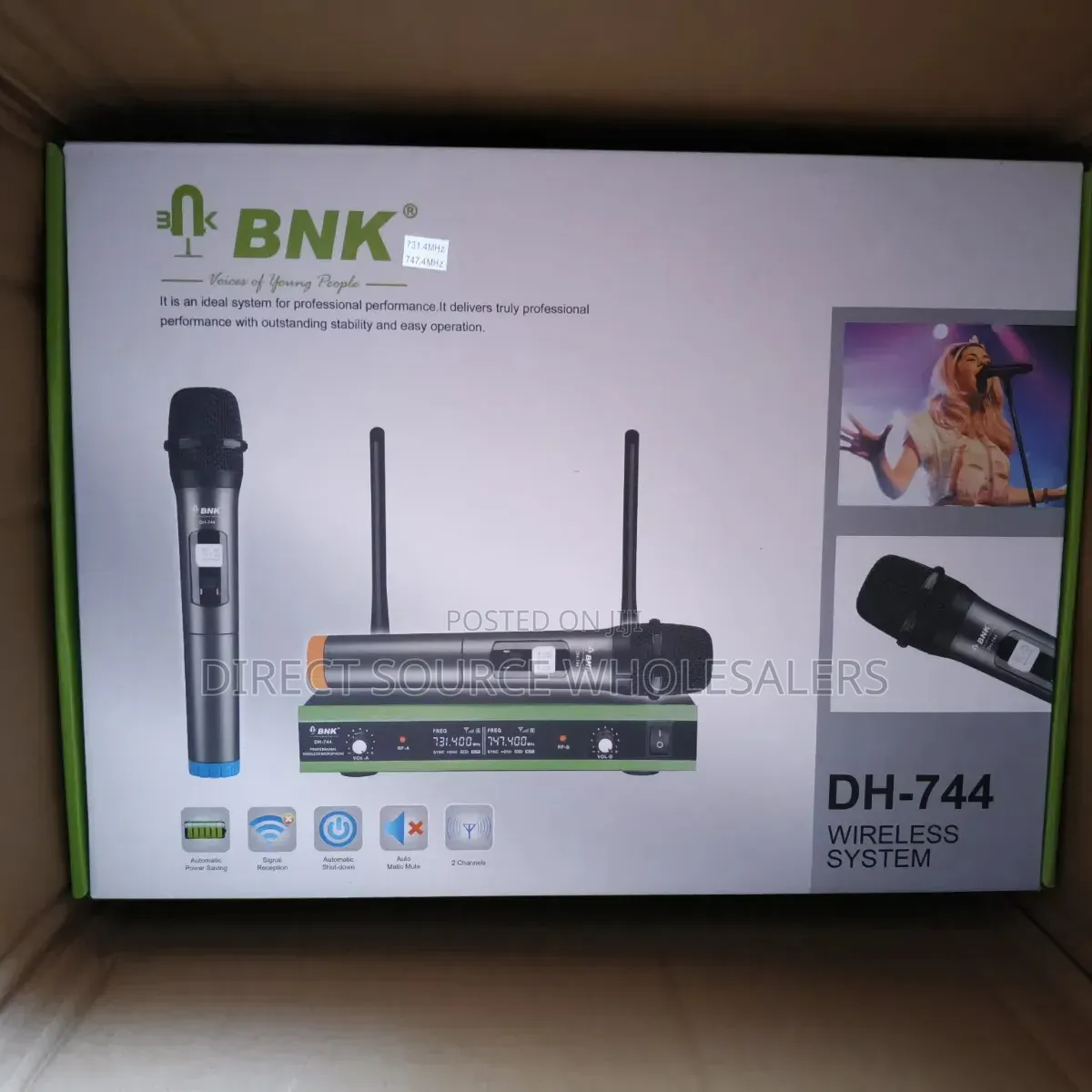 Professional BNK DH-744 UHF Mic
BNK DH-744 Cordless Wireless Mic