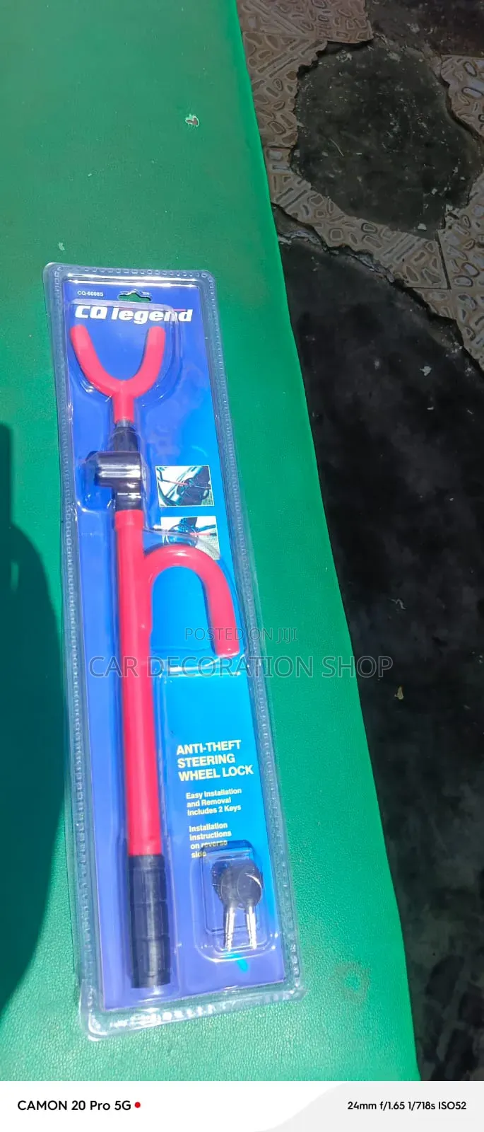 Steering Wheel Security Bar Lock With U-Shaped Fork 2 Lock on Steering