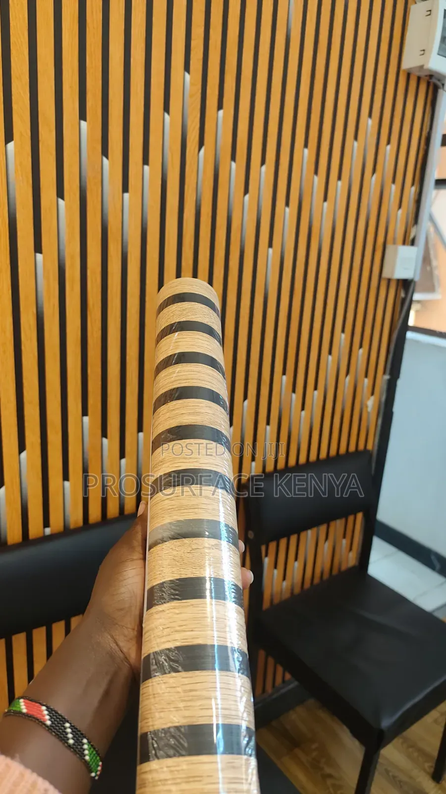 Wallpaper for Living Room 50cm×5m | KSh 1,800