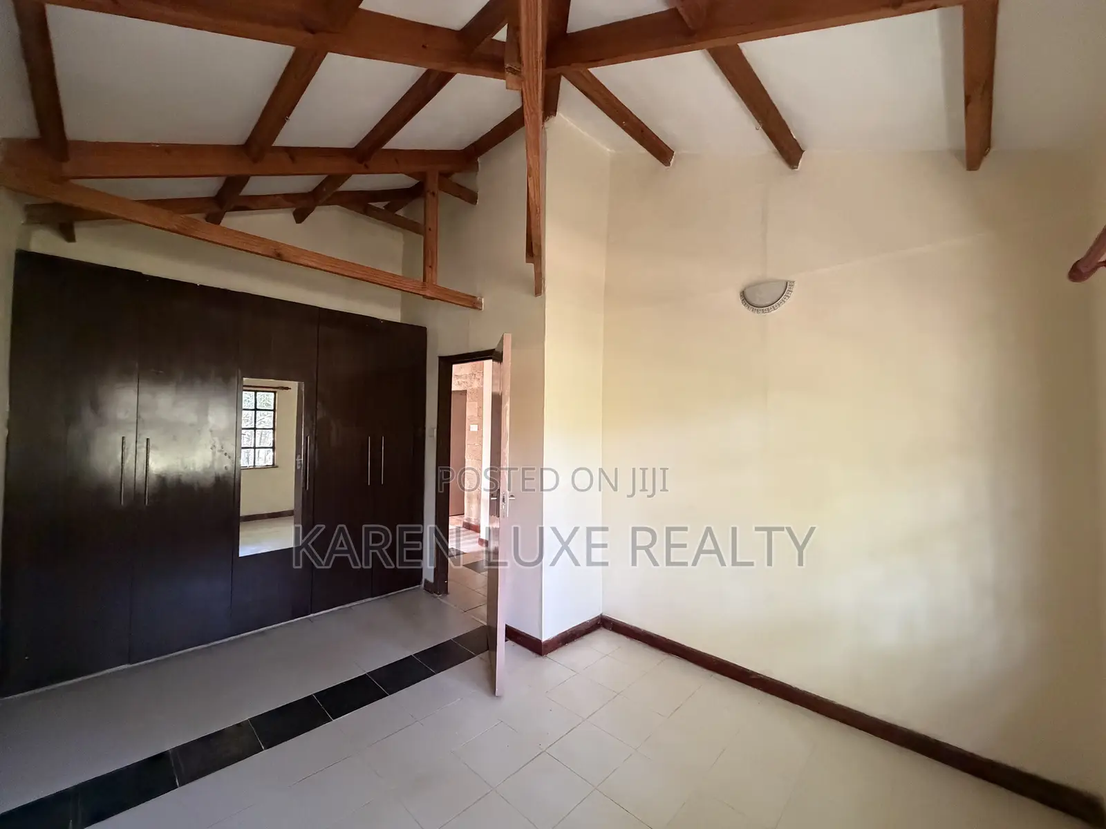 3bdrm Mansion in Karen Hardy for rent