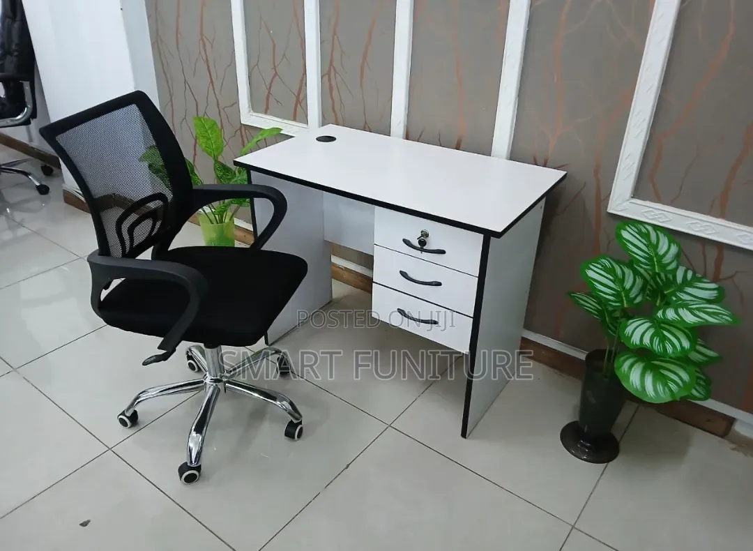 Office Chairs/With Fixed Office Desk