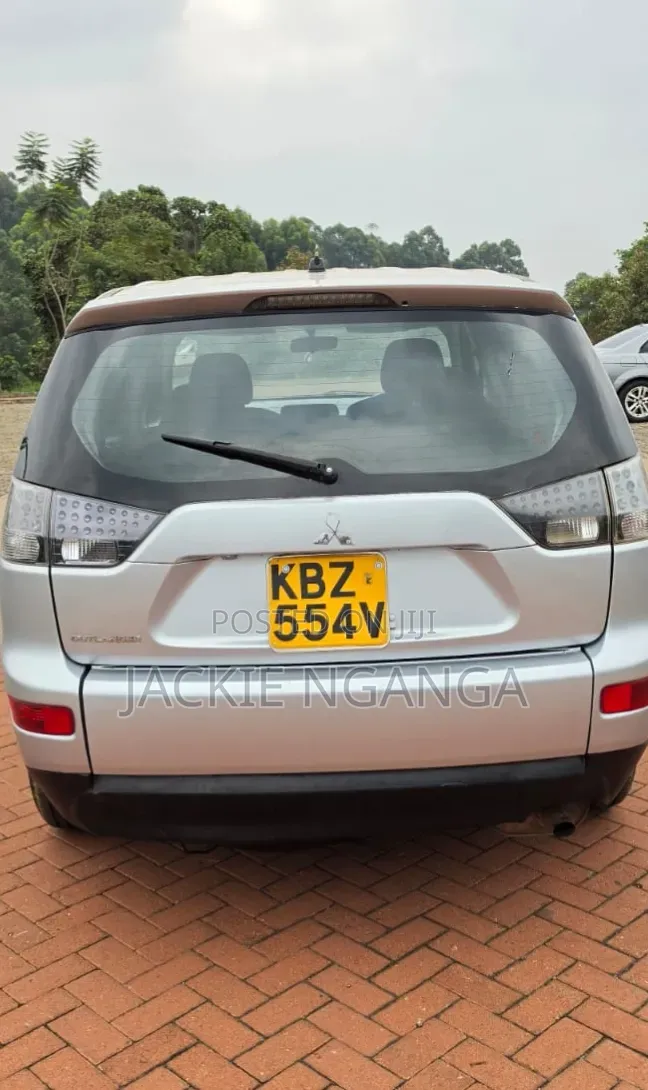 Mitsubishi Outlander 2007 Silver