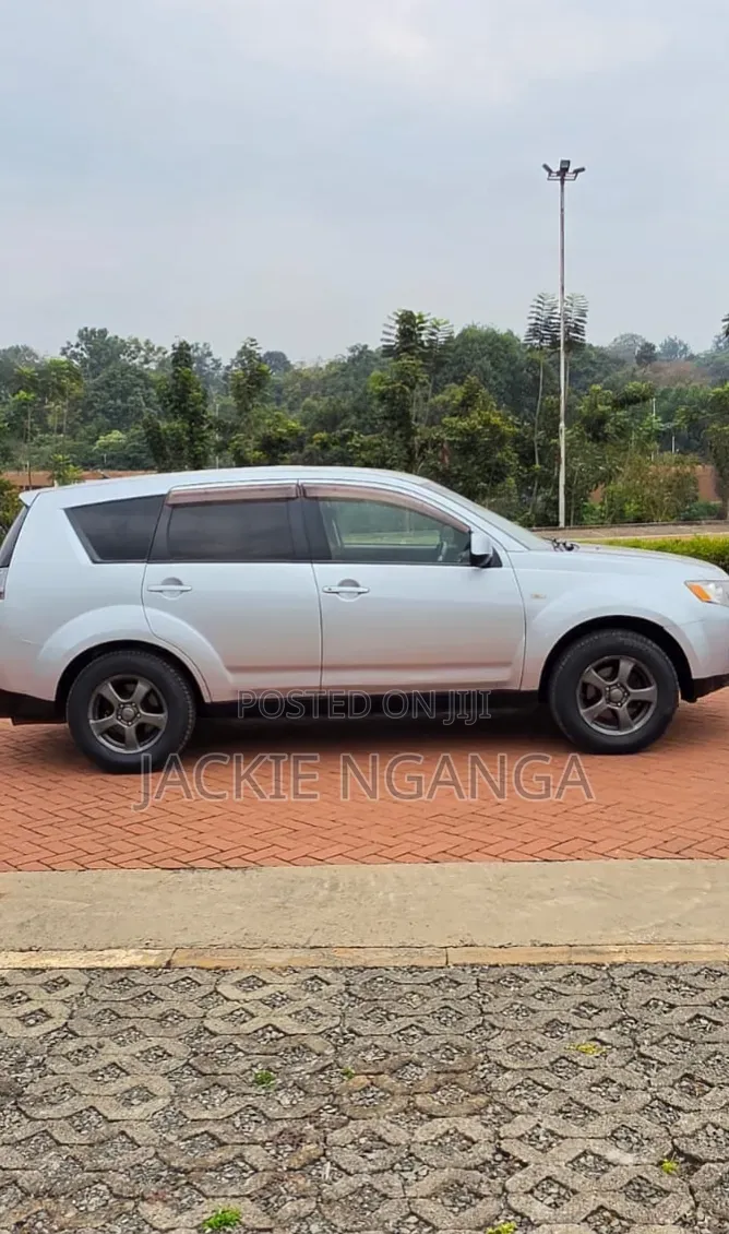 Mitsubishi Outlander 2007 Silver