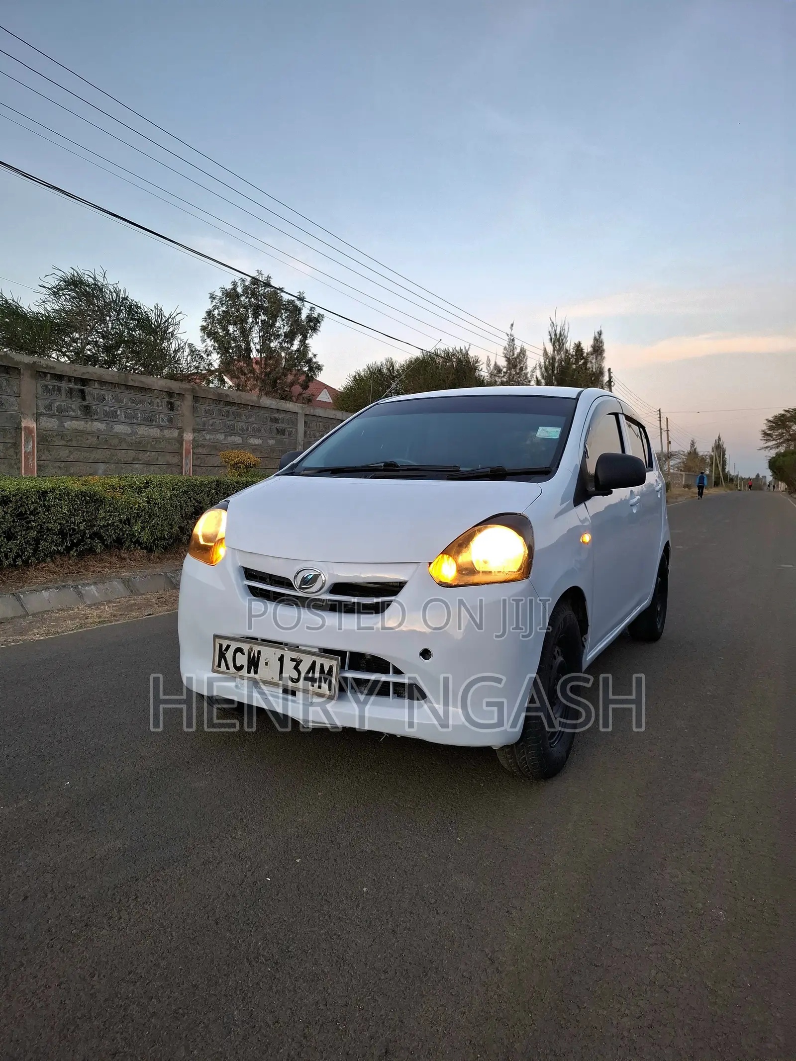Daihatsu Mira 2012 Pearl