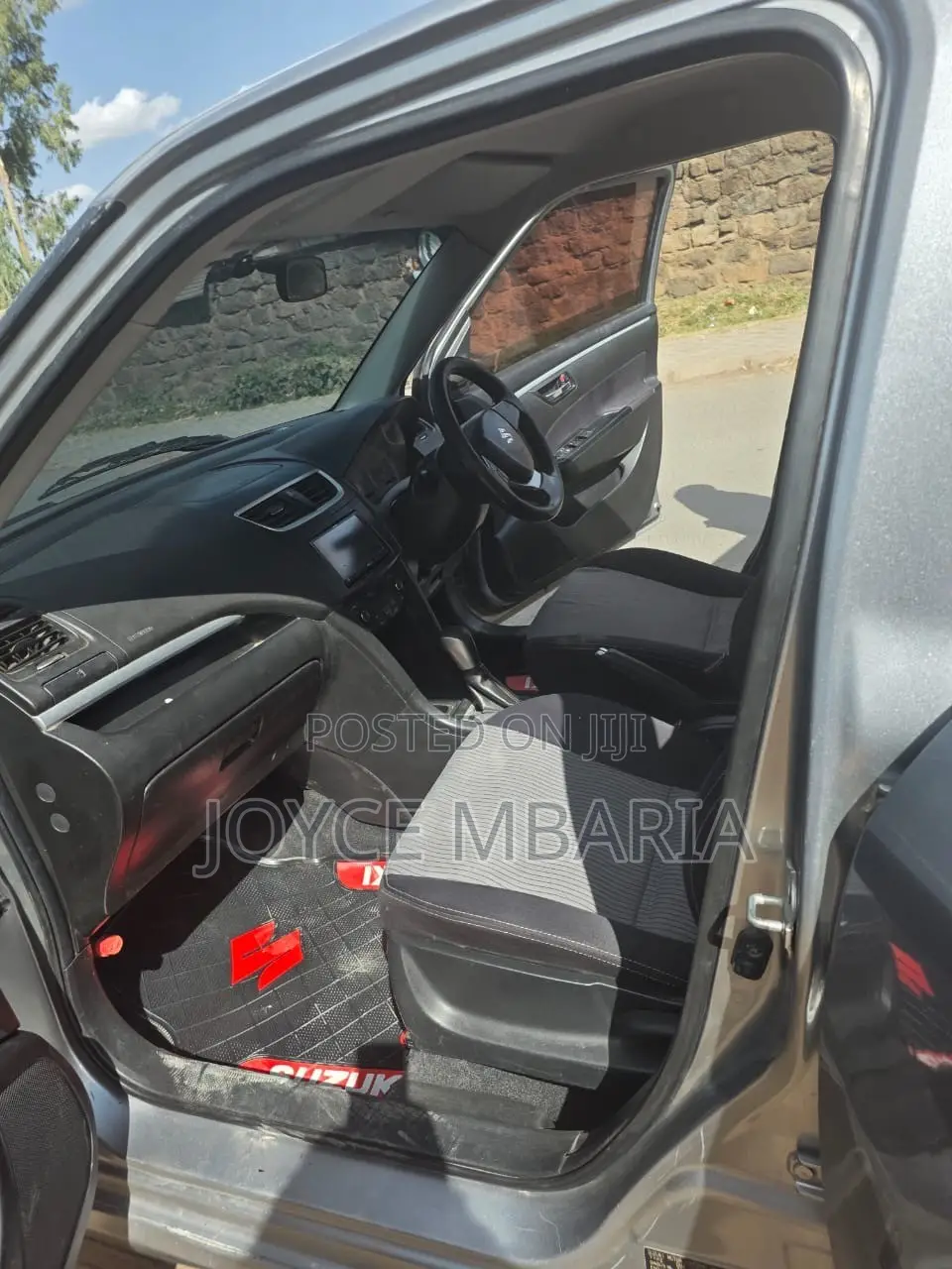 Suzuki Swift 2012 Gray