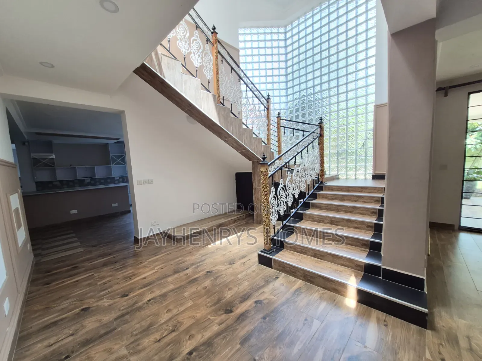 5bdrm Villa in Runda for rent