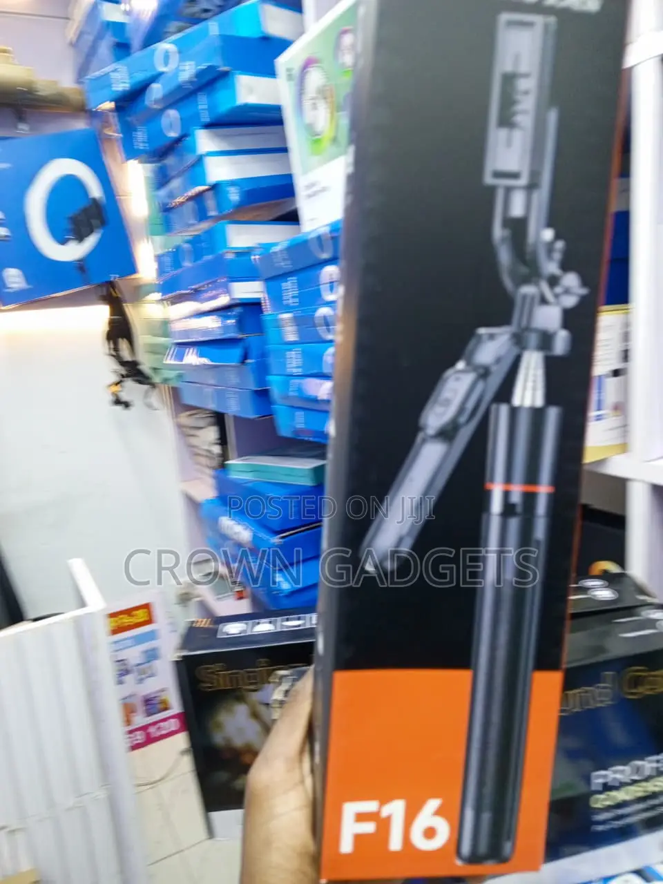 F16 Universal Selfie Stick With Tripod Stand 360° Rotating Phone Mount