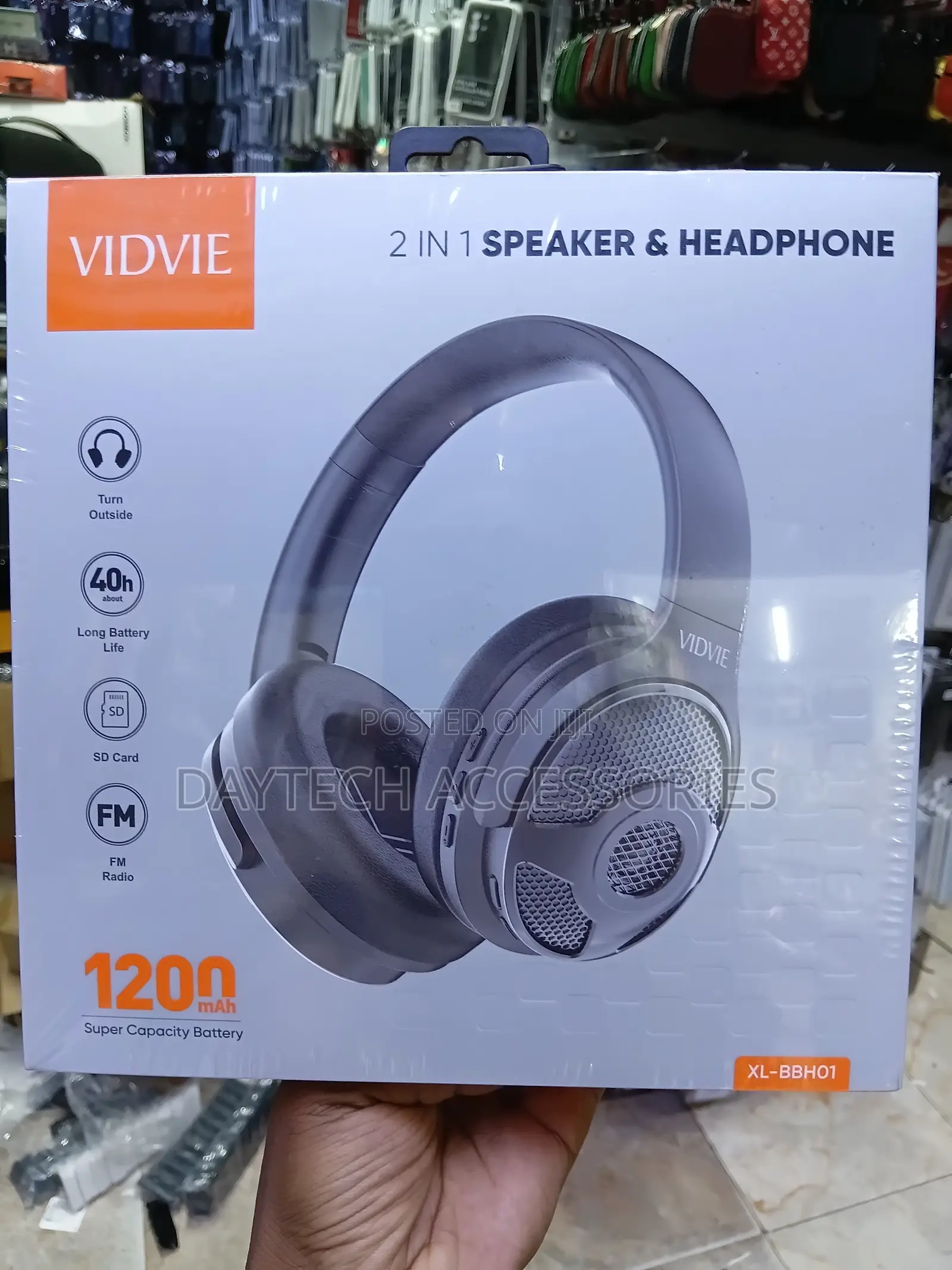 The Vidvie XL-BBH01 2-in-1 Speaker & Headphone.