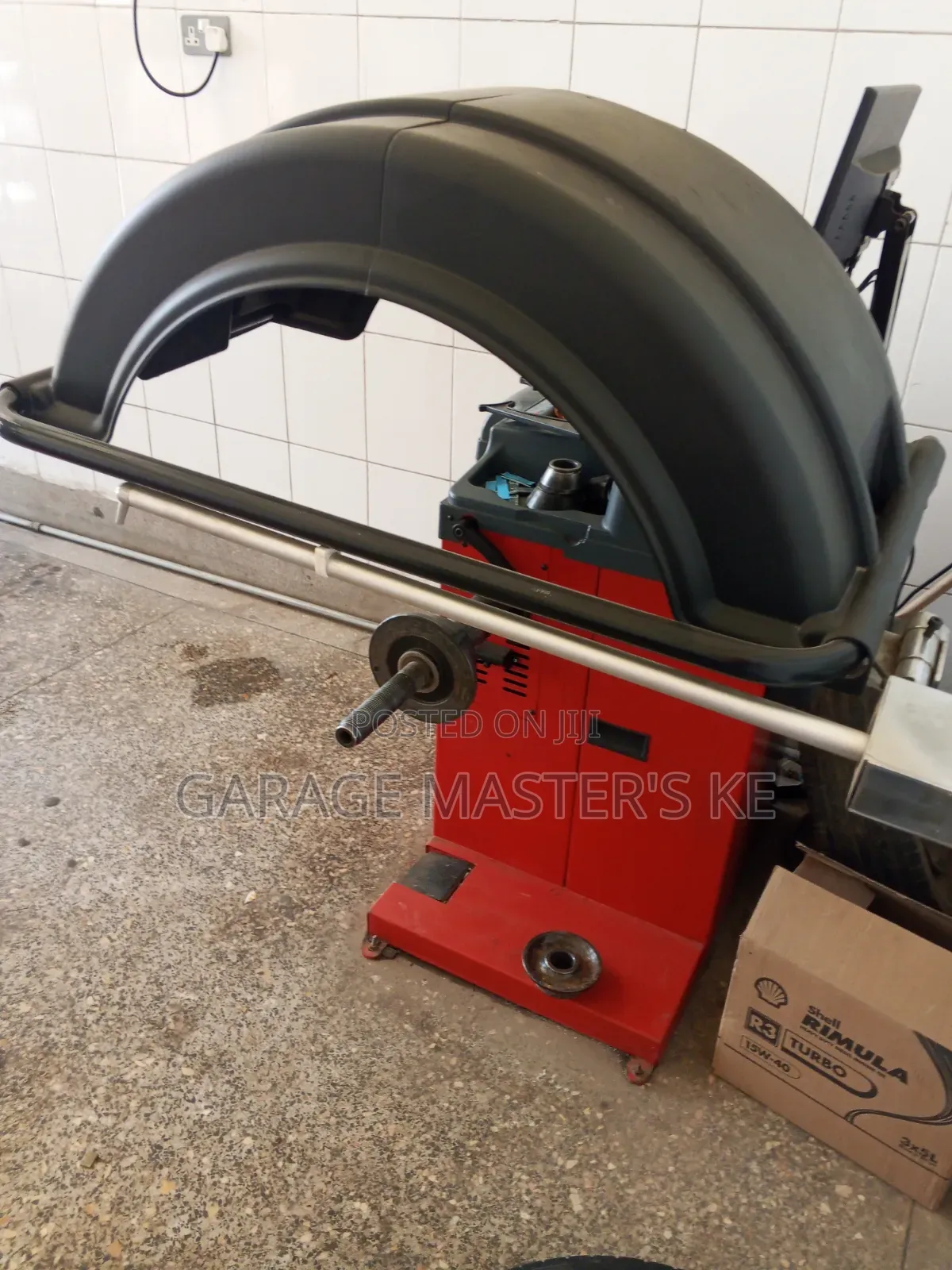Accuracy Wheel Balancer Machine