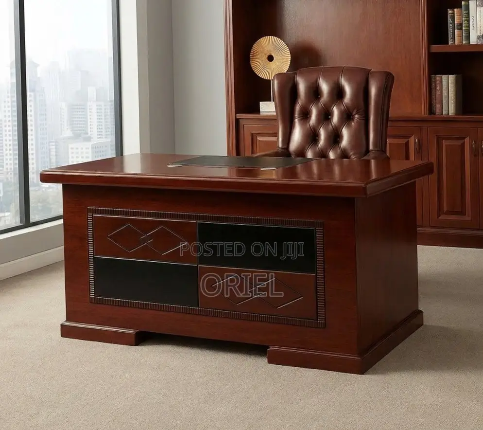 Office Staff Desk : 1.4M Workplace Desk