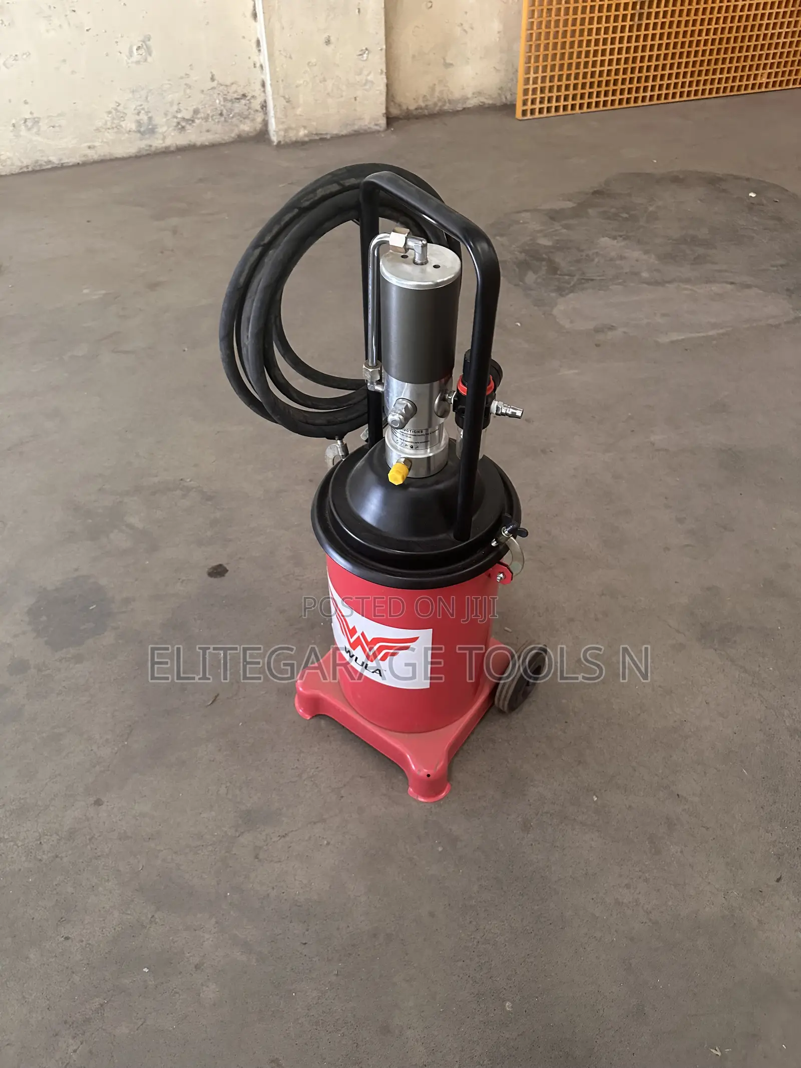 Heavy Duty High Quality Pneumatic Grease Bucket