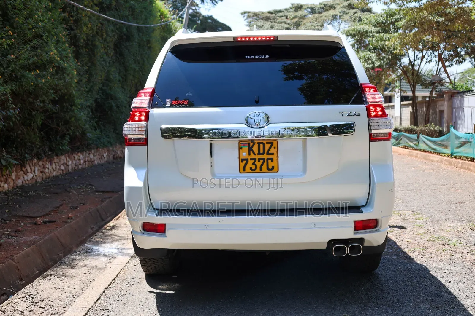 Toyota Land Cruiser Prado 2016 White