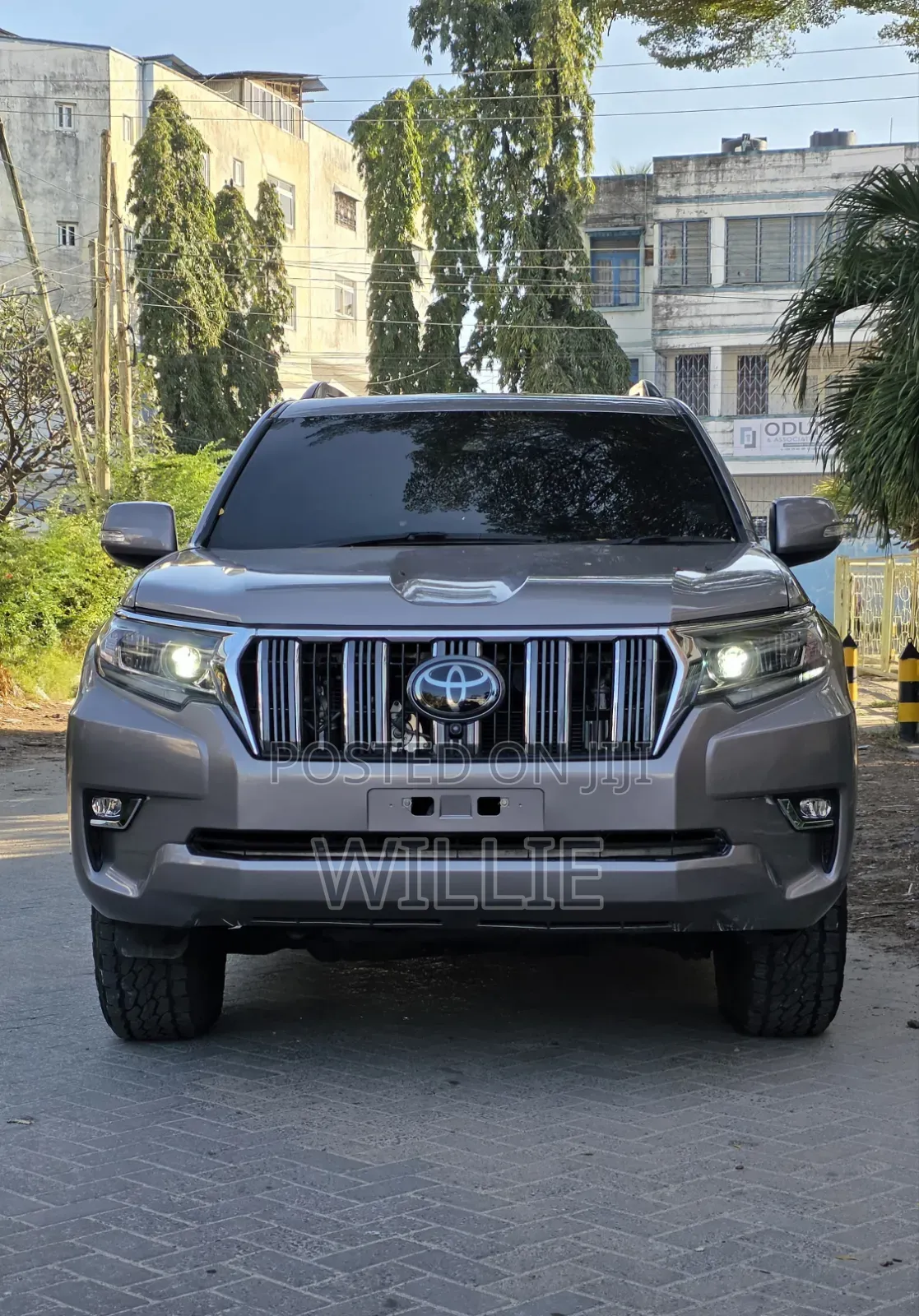 Toyota Land Cruiser Prado 2018 Beige