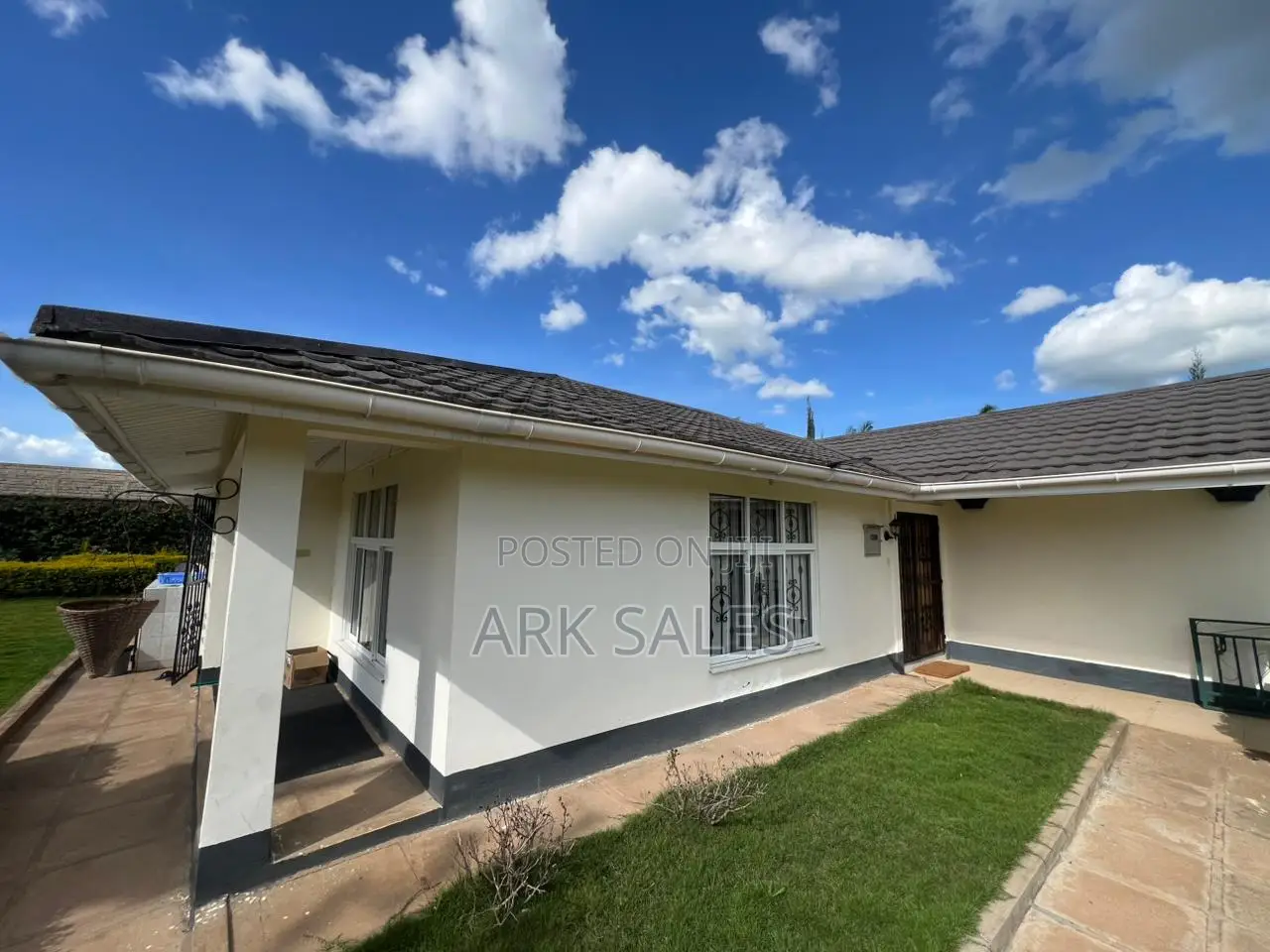 Furnished 3bdrm Bungalow in Green Park, DayStar Area for rent