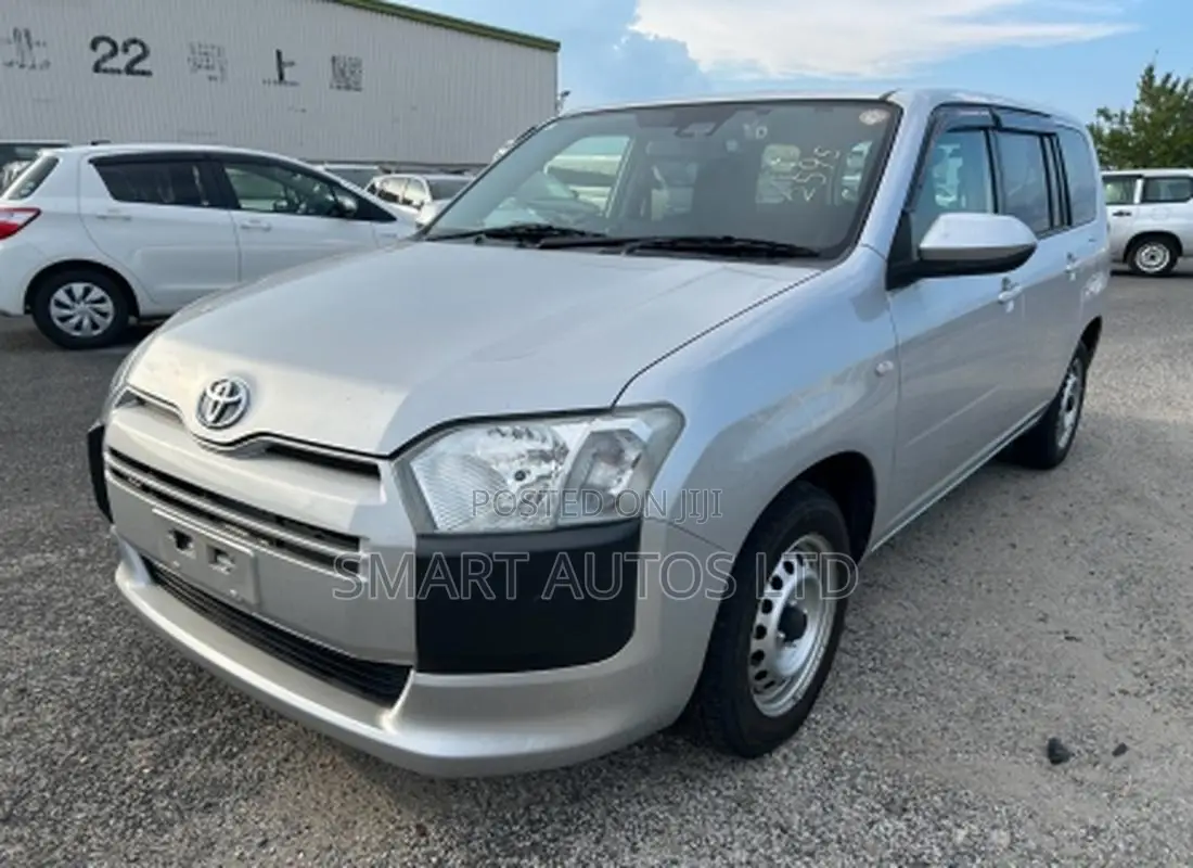 Toyota Probox 1.5 Hybrid DX 2021