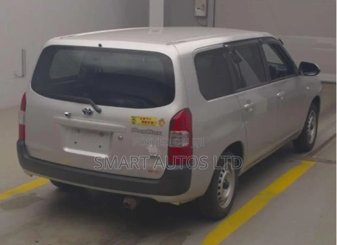 Toyota Probox 1.5 Hybrid DX 2021