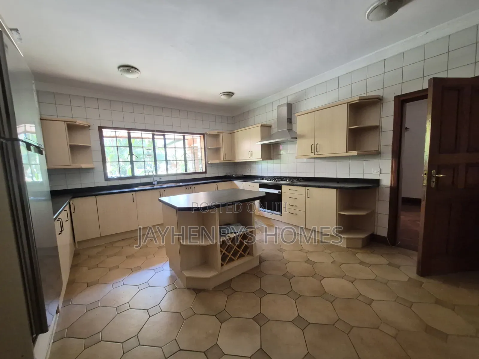 5bdrm House in Runda for rent