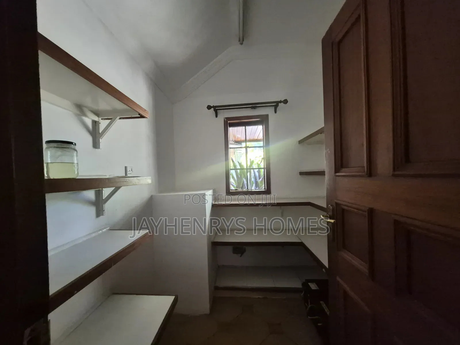 5bdrm House in Runda for rent