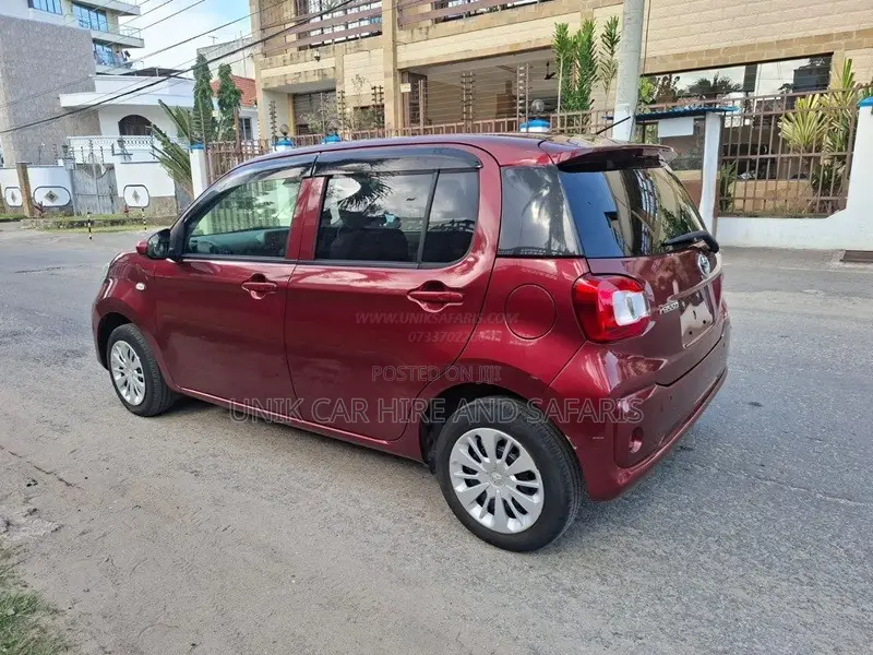 Toyota Passo 1.0 FWD 2019 Red