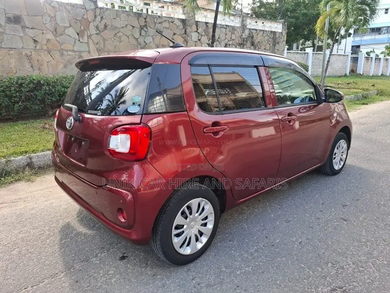 Toyota Passo 1.0 FWD 2019 Red