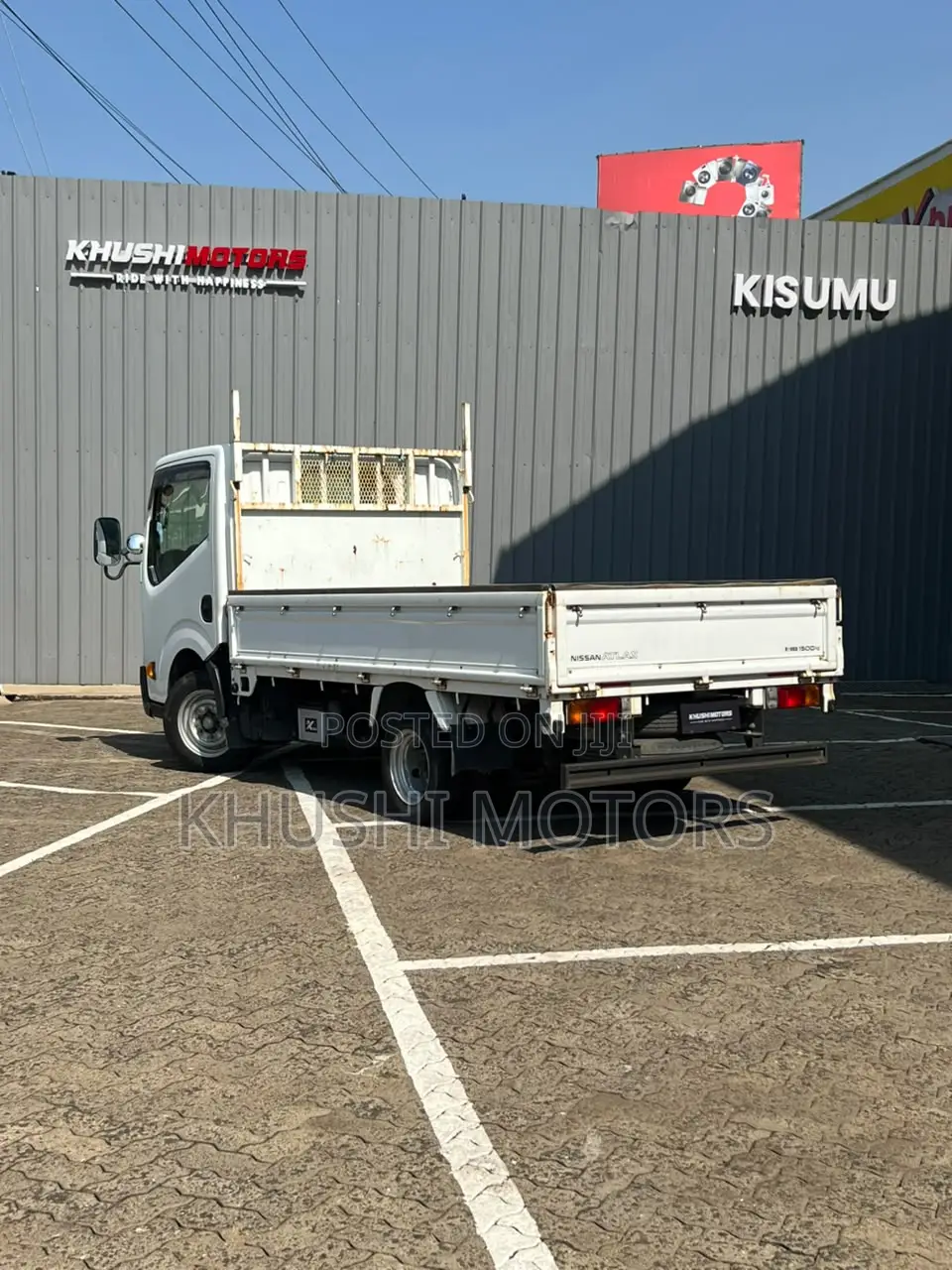 Nissan Atlas