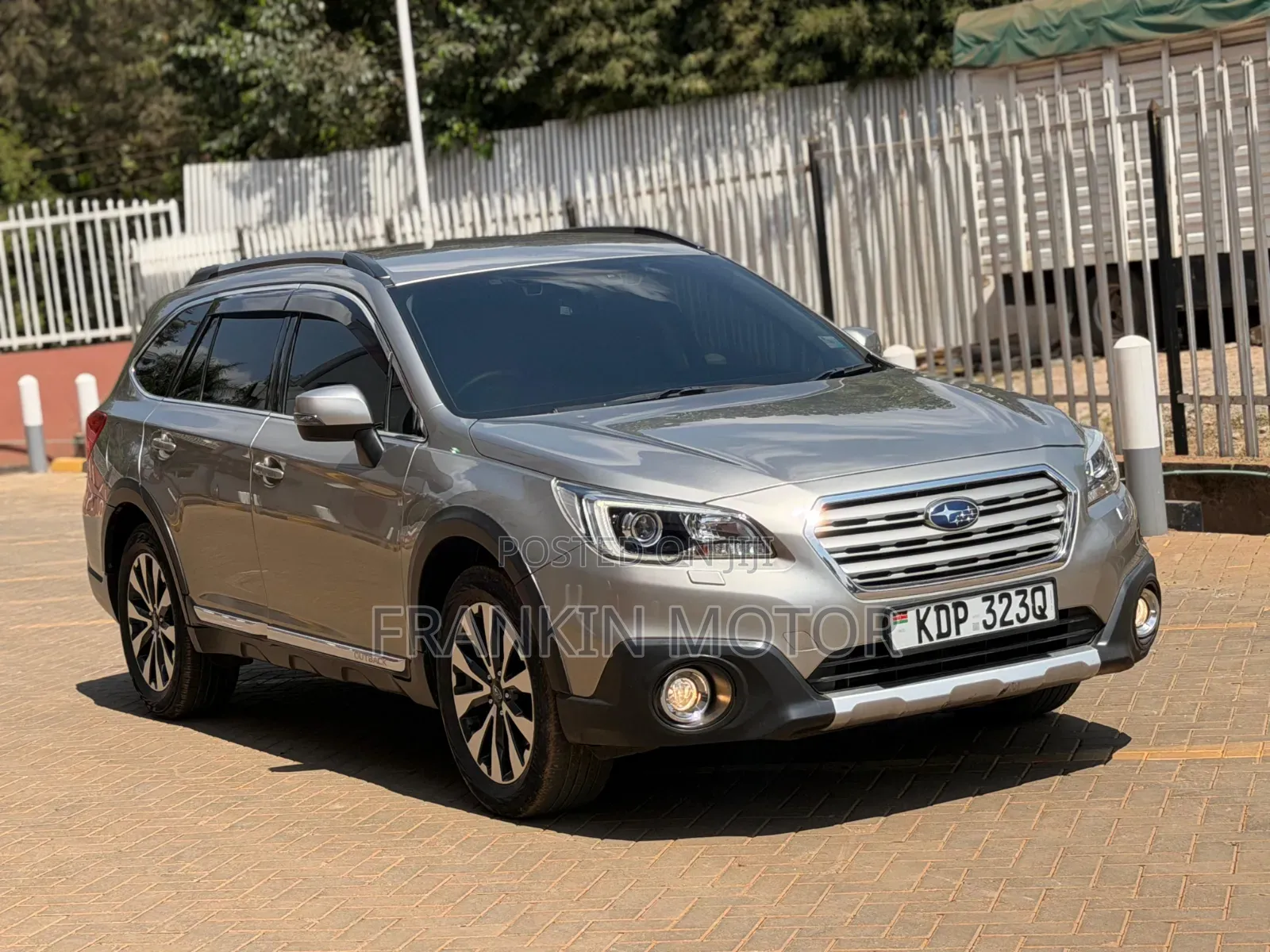 Subaru Outback 2016 Silver