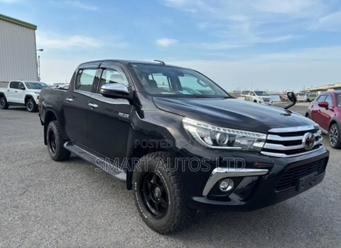Toyota Hilux Revo Double Cab Deisel 2.4 AWD 2020 Black