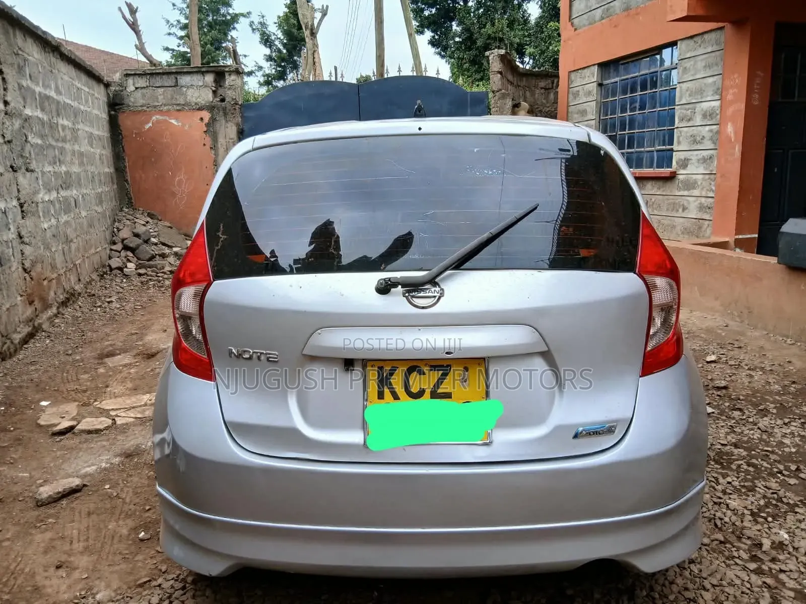 Nissan Note 2013 Silver