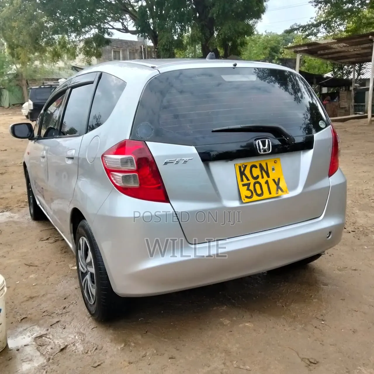 Honda Fit 2010 Silver